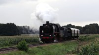 VSM 50 307 met de eerste passagierstrein van de dag